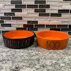 NWOT scaredy cat/boo cat dish bowls